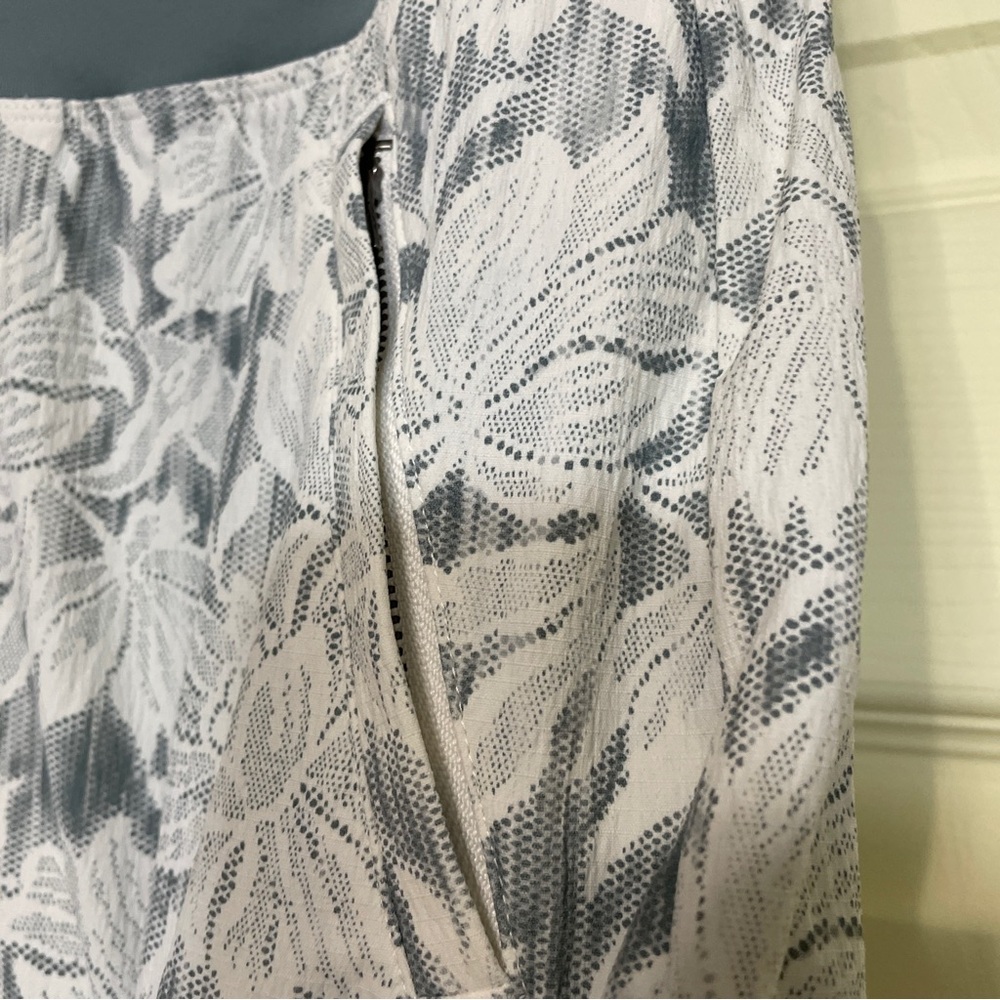 Athleta Trekkie North Short Ethereal Bloom Magnolia White Floral Boho Size 2 - Picture 12 of 15